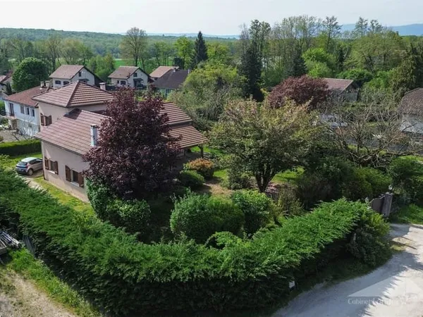Maison 6 pièces - 193 m²