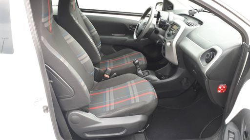 Peugeot 108 1.0 VTi 69 - Active – 2014 – 160316 km – Essence – Boîte Manuelle — photo 8