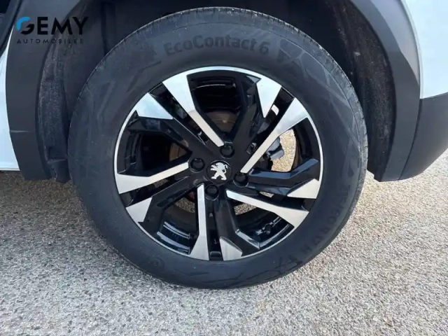Peugeot 2008 puretech 130 s&amp;s eat8 — photo 11