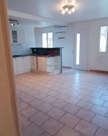 Maison T3 avec cour à Troyes