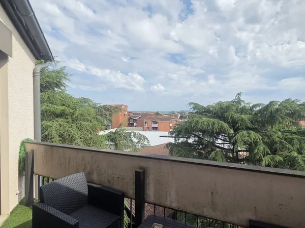 Appartement Montauban avec ascenseur, balcon et stationnement