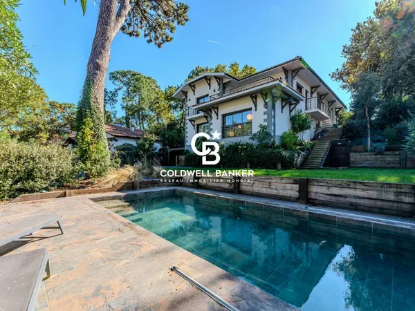 PEREIRE - Villa Familiale avec 8 chambres à 400 m de la plage