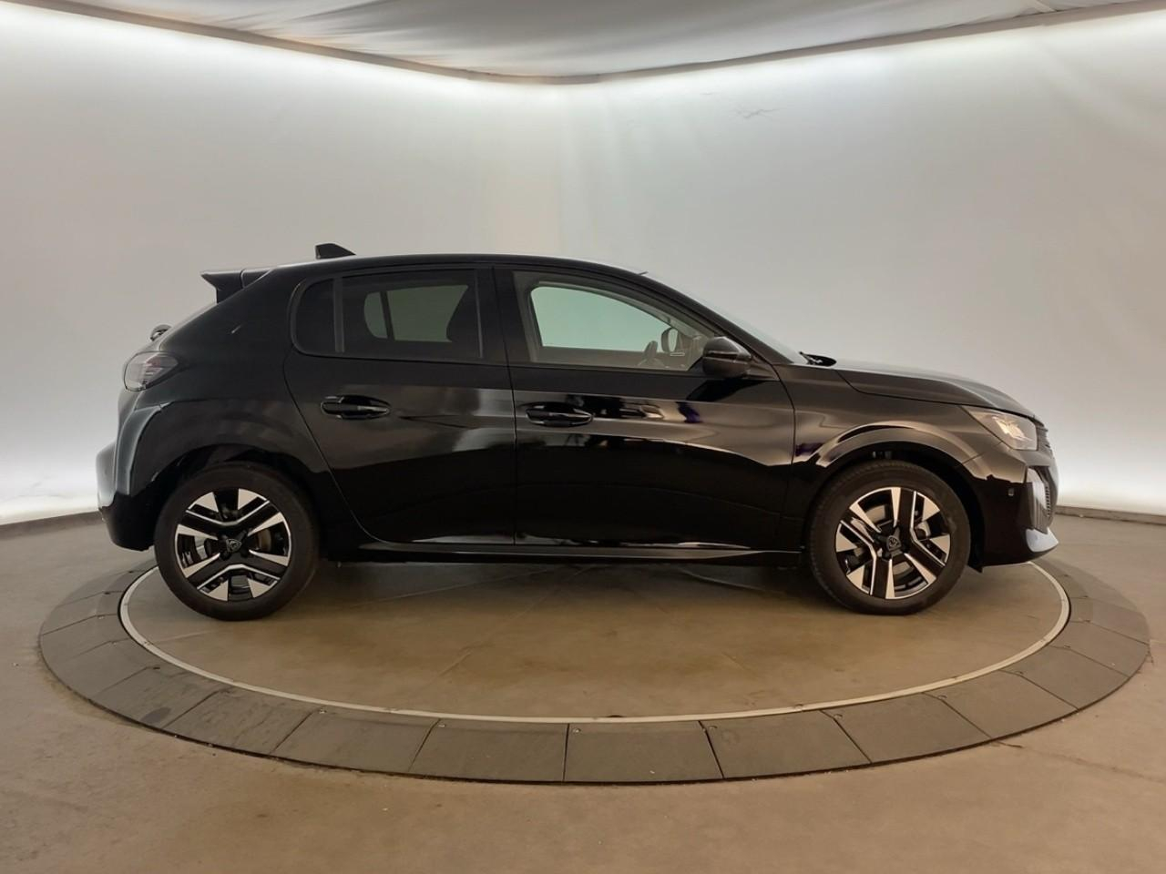 Peugeot 208 hybrid 145 ch e-dcs6 allure — photo 4