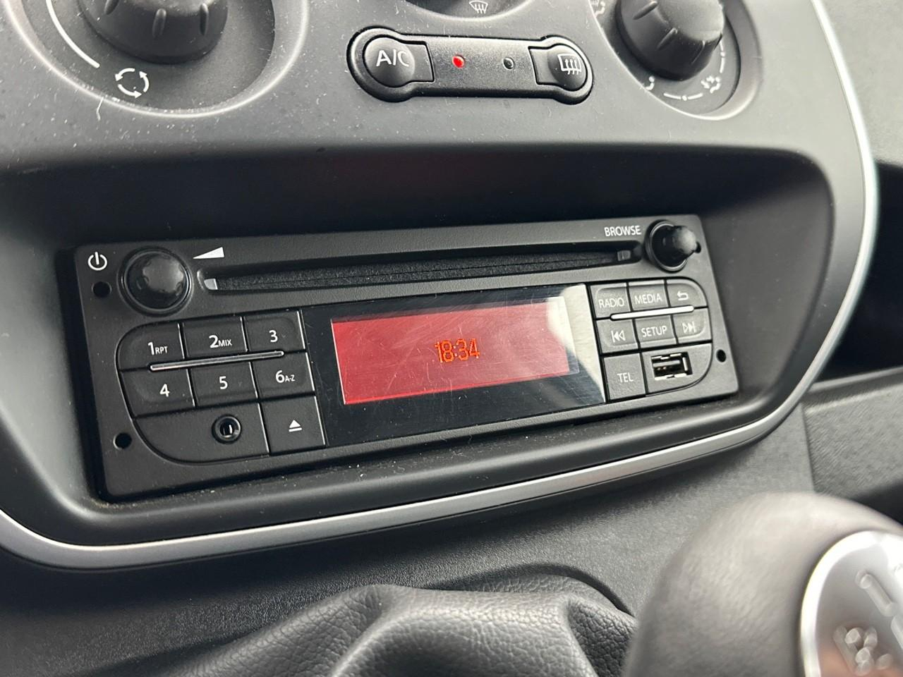 Renault Kangoo express blue dci 80 grand confort — photo 10