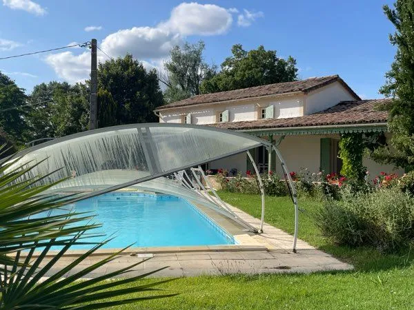 Propriété, 2,5 hectares 4 Ch, 173 m2,