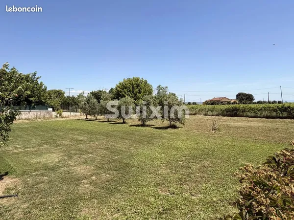 Terrain 646 m² Travaillan