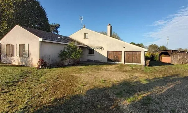 Maison de plain-pied 7 pièces 140 m²