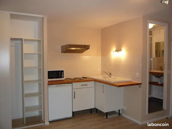 Location studio meublée centre ville