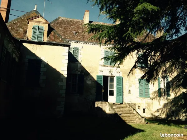 Vends rare hôtel particulier 17s