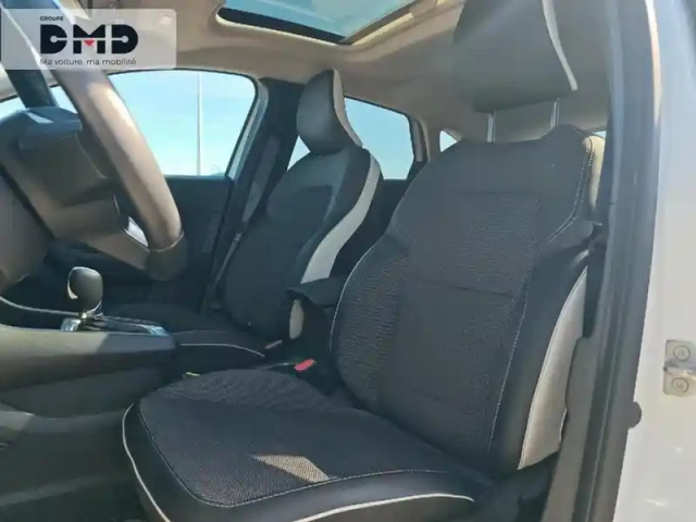 Renault Captur 1.6 e-tech hybride 145ch techno — photo 9