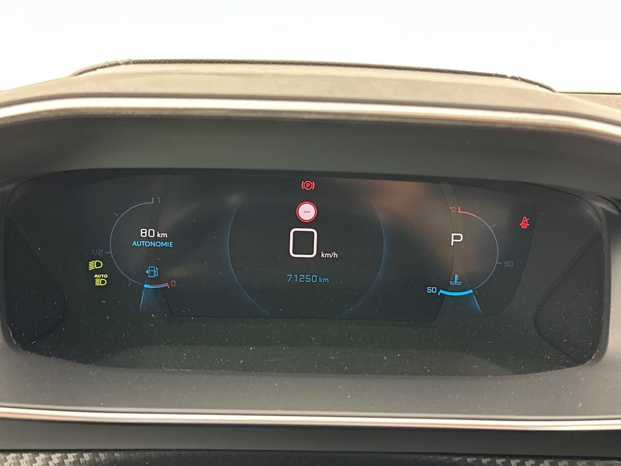 Peugeot 2008 puretech 130 s&s eat8 gt pack — photo 21