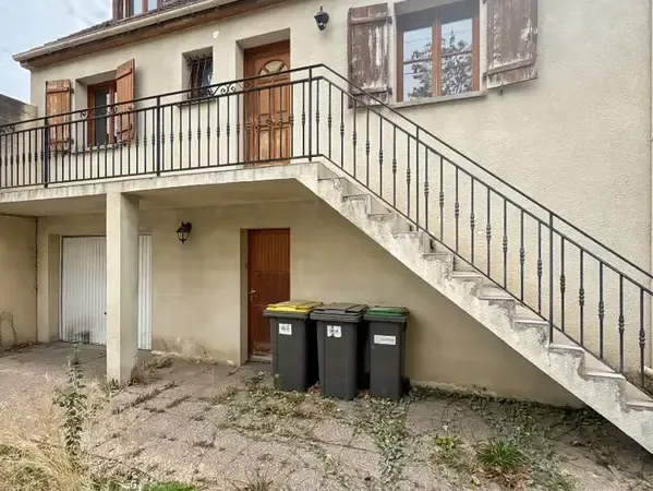 Maison traditionnelle 6 pièces à vendre à Morsang-sur-Orge - 4 chambres, sous-sol et grand séjour lu