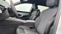Peugeot 5008 Hybrid 145ch Allure e-DCS6 — photo 9