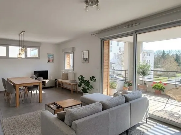 Appartement 4 pièces 92 m²