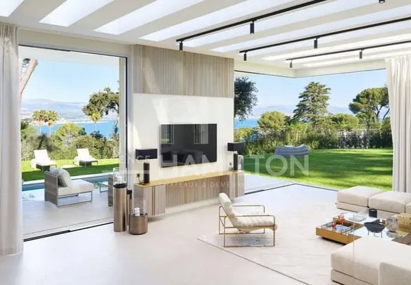Villa 8 pièces 404 m²