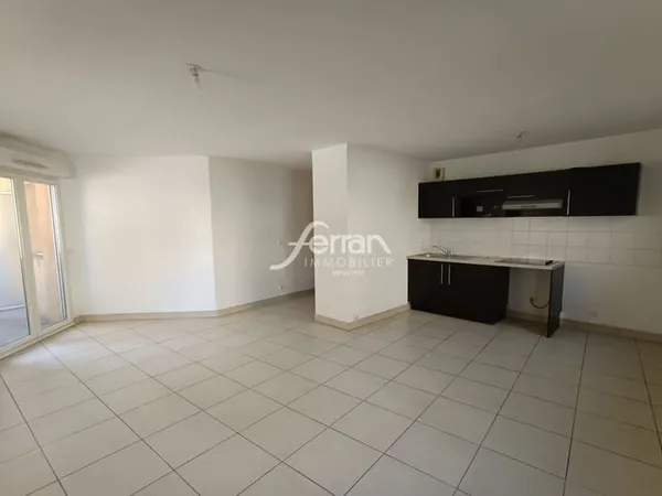 Appartement centre ville de Draguignan, type 3 de 59m² env ave