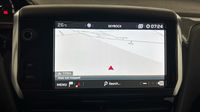 Peugeot 208 1.2 PureTech 82ch E6.c Signature 5p — photo 18