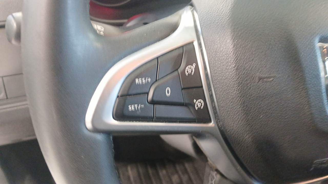 Dacia Duster Blue dCi 115 4x2 — photo 18
