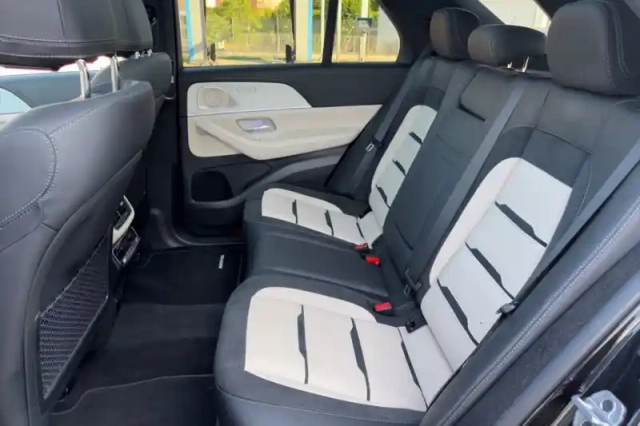 Mercedes Gle 53 hybride amg 9g-speedshift amg 4matic+ — photo 11