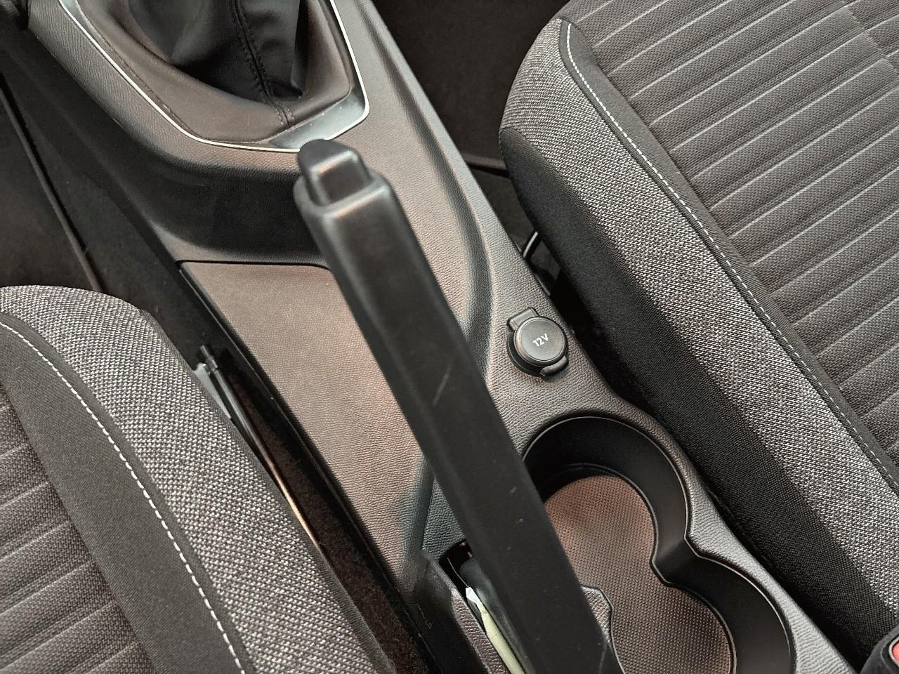 Peugeot 208 puretech 75 s&s bvm5 style — photo 21