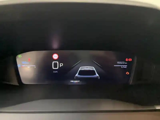 Peugeot 208 hybrid 100 e-dcs6 — photo 32