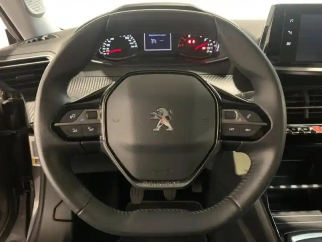 Peugeot 2008 1.2 130 style camera carplay clim auto — photo 14