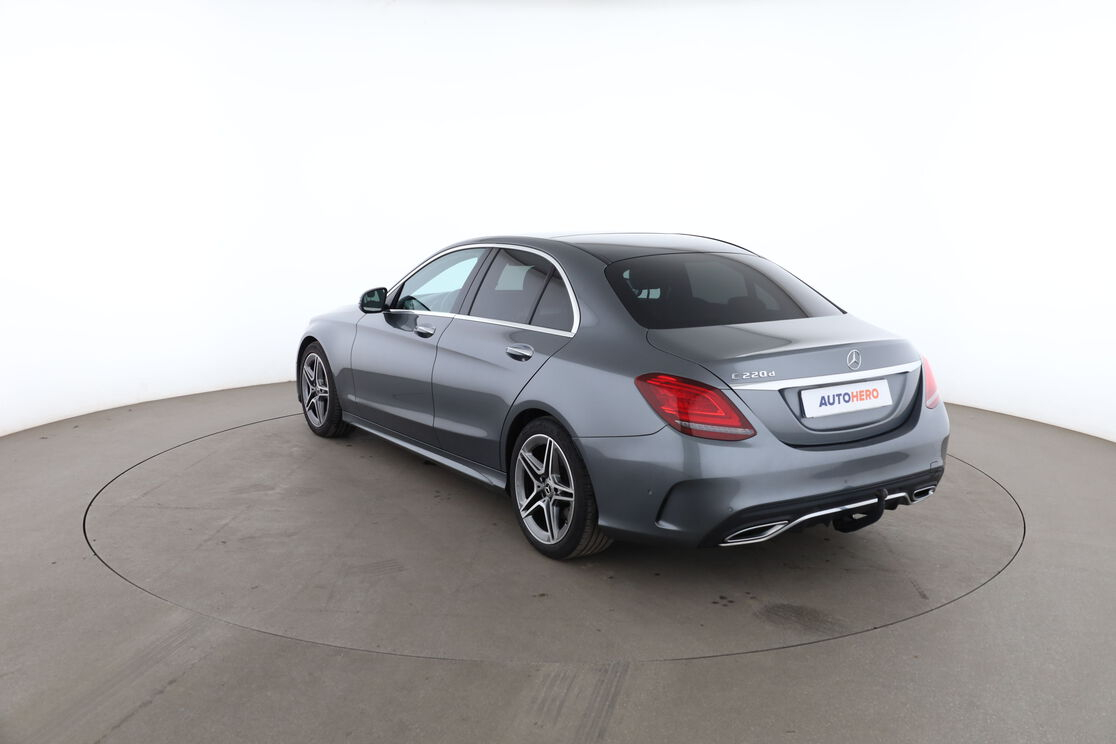Mercedes-Benz Classe C 220 d AMG Line 9G-Tronic — photo 3