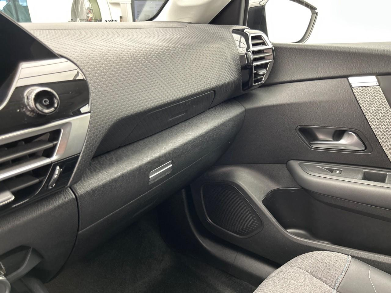 Citroën C4 puretech 130 s&s eat8 shine — photo 28