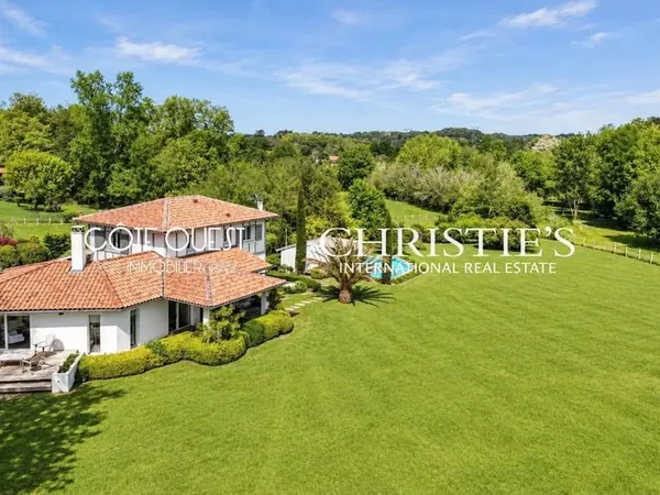 À vendre Ascain - Villa dans environnement exceptionnel