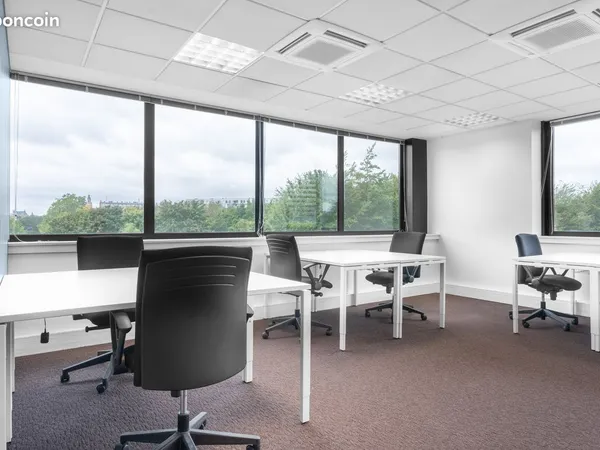 Bureau privé à louer pour 5 personnes à Lille Europe