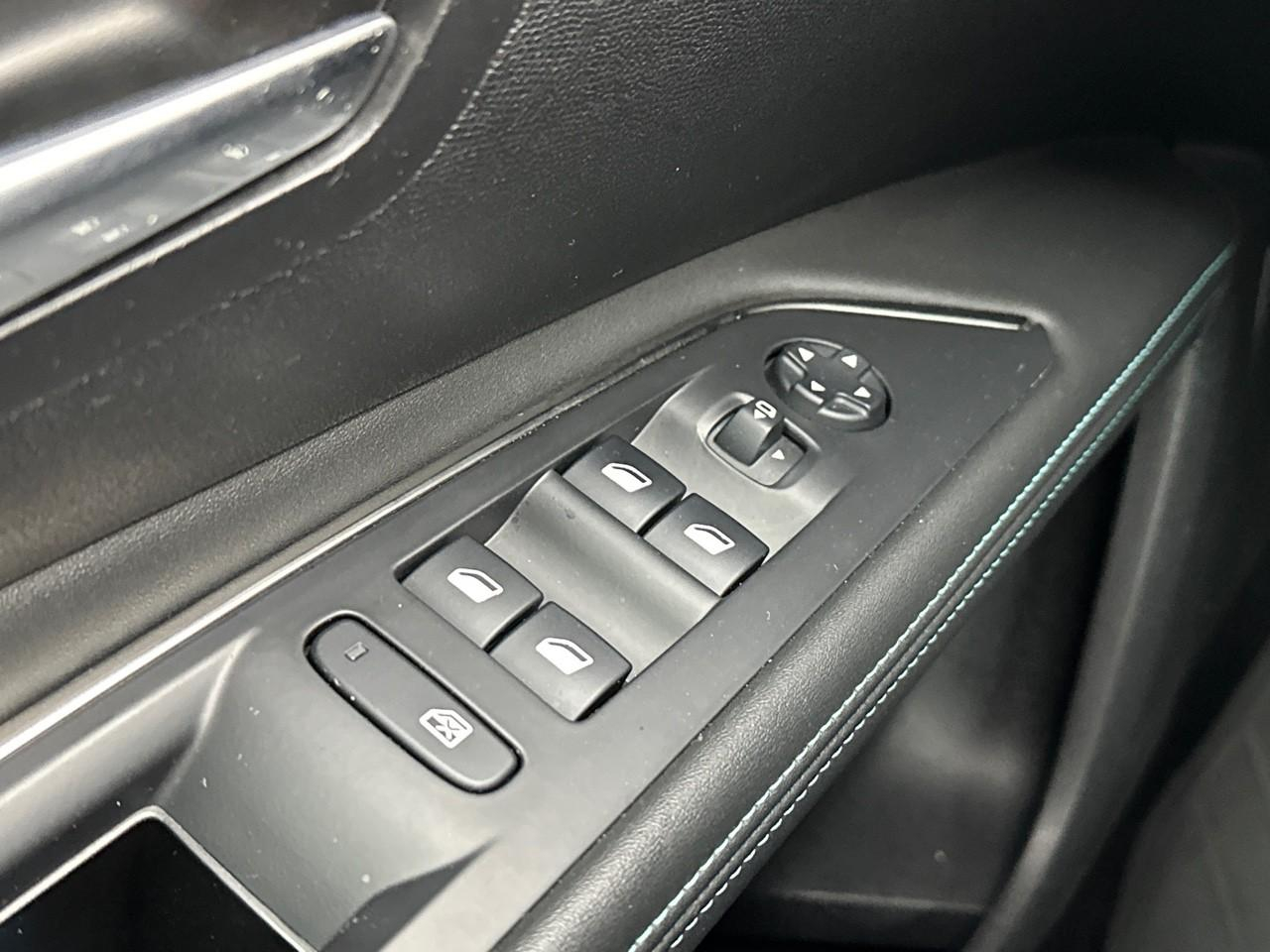 Peugeot 5008 puretech 130ch s&s eat8 allure pack — photo 16