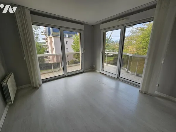 Bureau et espace de travail Vente Saint-Martin-Boulogne 210000€