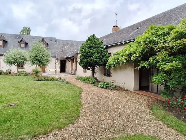 Maison 8 pièces 205 m²