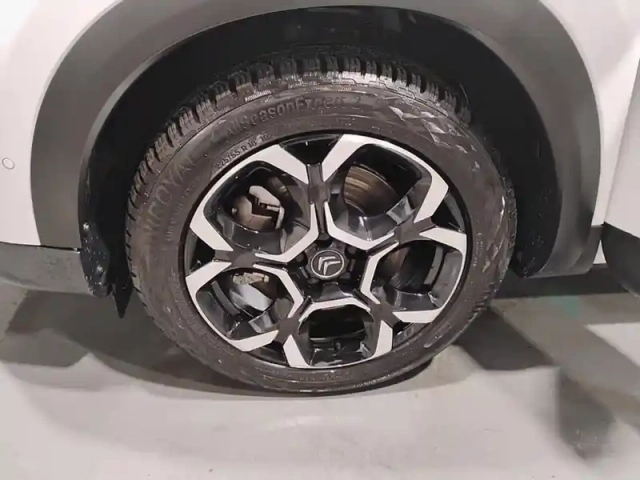 Citroën C5 Aircross hybride rechargeable 225 e-eat8 shine — photo 15
