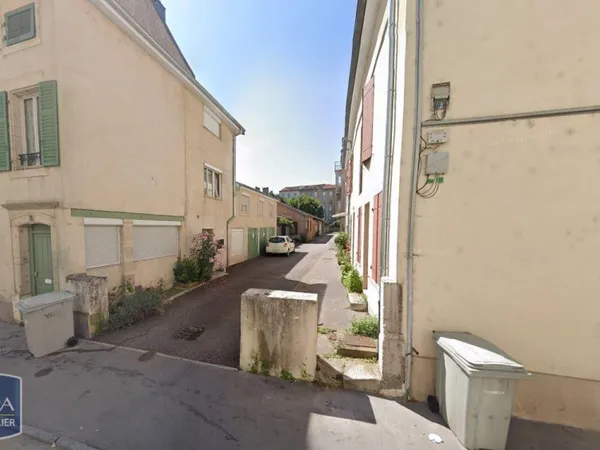 Garage/Parking