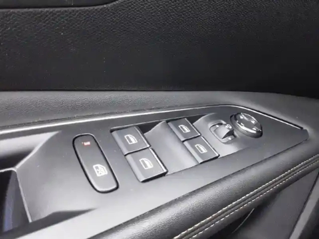 Peugeot 3008 bluehdi 130ch s&amp;s eat8 — photo 20