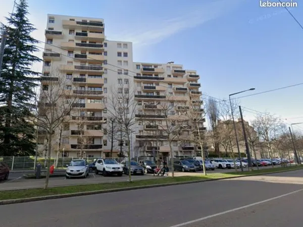 Appartement T2 rénové, 40mc, cours Fauriel, Saint-Etienne
