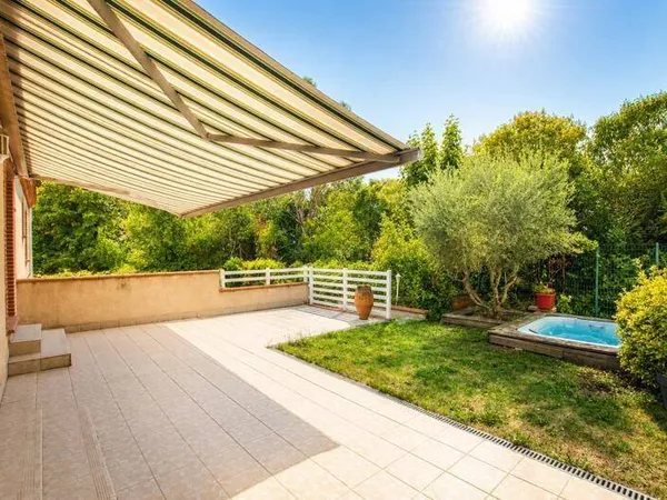 Maison de plain-pied 4 pièces 109 m²