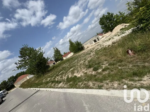 Terrain 902 m²