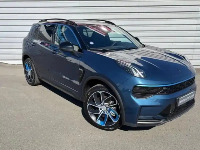 Lynk&Amp;Co 01 1.5 phev 261ch dcth 7 — photo 1
