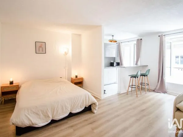 Studio 1 pièce 29 m²
