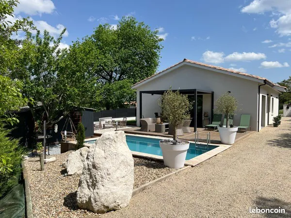 Maison contemporaine 5 pièces *130 m² * Piscine * Casteljaloux * Très économique