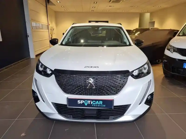 Peugeot 2008 bluehdi 130 s&amp;s eat8 — photo 2