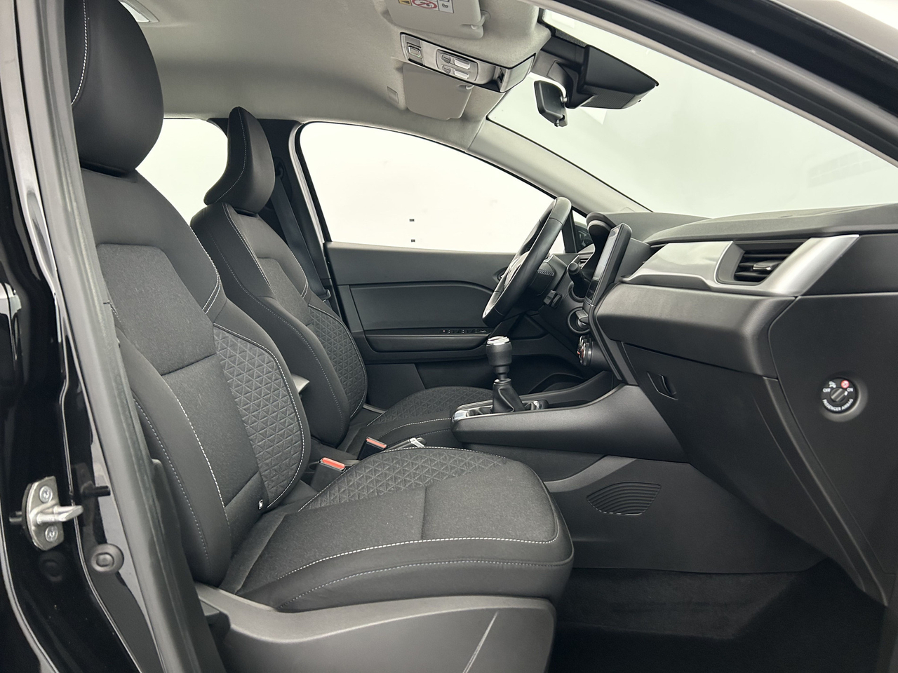 Renault Captur — photo 14