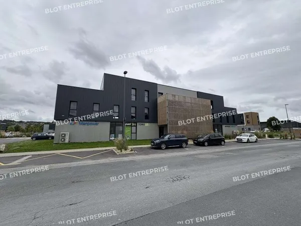 À vendre bureaux neufs 22m² ERP 5 à Landerneau