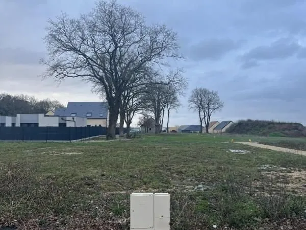 Terrain 678 m² Courceboeufs