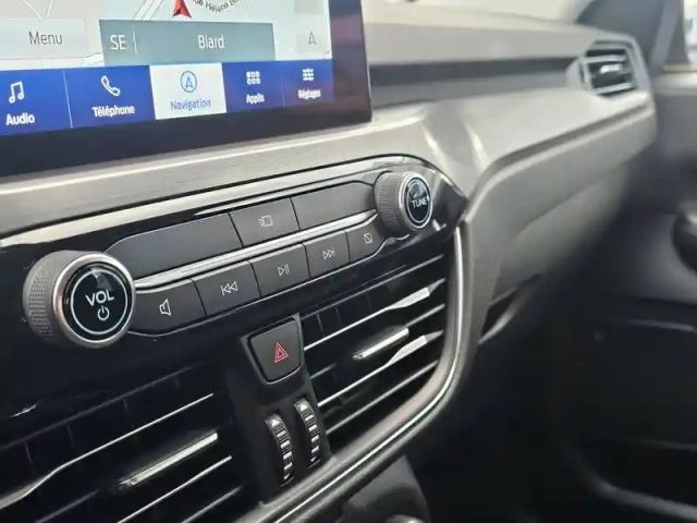Ford Kuga 2.5 duratec 225 phev powershift — photo 17