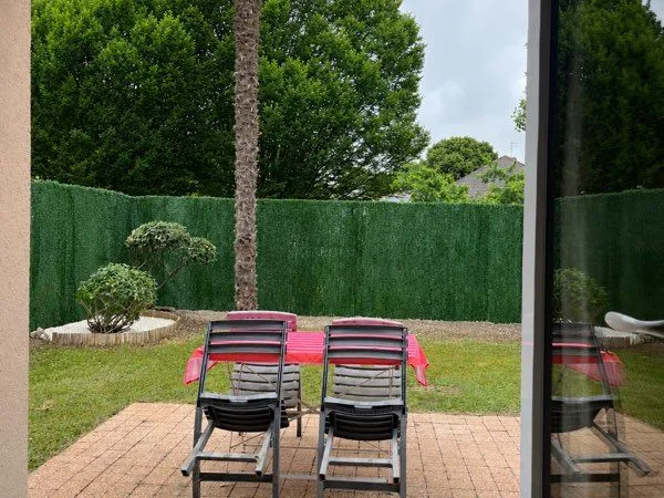 Maison mitoyenne T2 en duplex avec Jardin et Piscine