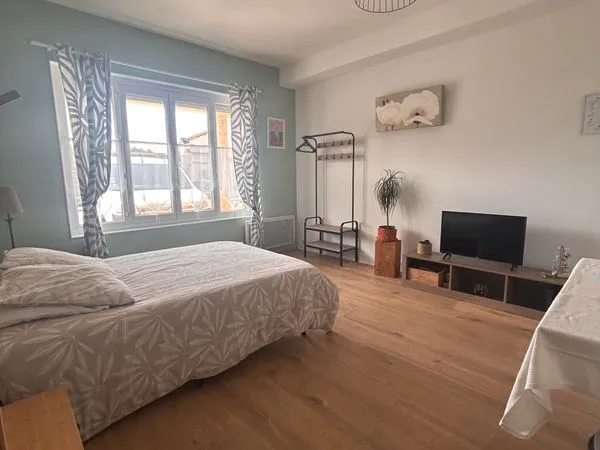 Studio meublé 2 pièces - Ouistreham - 600 m de la plage - Parking privé