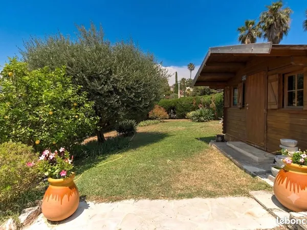 Propriété 5 pièces 150 m²